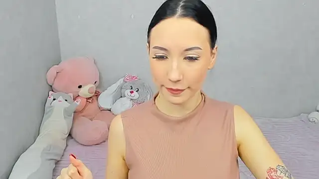 EileenMoores online show from February 11, 7:24 am