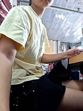 irina hana online show from October 1, 1:00 am