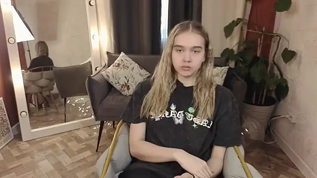 Vel1ka online show from April 1, 1:41 pm