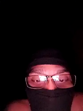 Snapshot of Yohendy_365 chatting on April 19, 2:33 am Yohendy 365 online show from April 19, 2:33 am