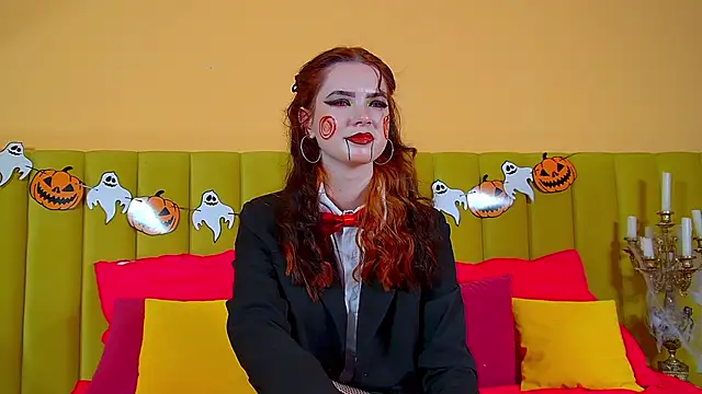 MelissaMays online show from October 31, 6:42 pm