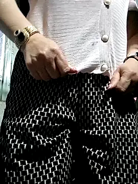 Snapshot of Baby-ladysweets20 chatting on September 22, 7:21 am Baby-ladysweets20 online show from September 22, 7:21 am