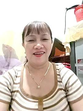 Snapshot of Baby-ladysweets20 chatting on October 14, 11:33 am Baby-ladysweets20 online show from October 14, 11:33 am