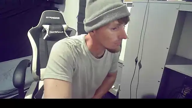 Snapshot of Robbin_Bnks chatting on October 15, 5:29 am Robbin Bnks online show from October 15, 5:29 am