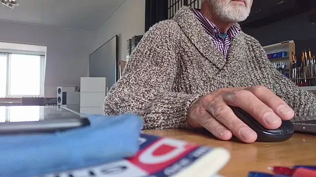 ewaldwillems99 online show from April 10, 6:07 am