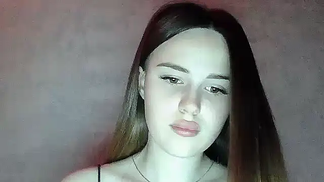 Snapshot of SweetLoraa chatting on May 26, 7:43 pm SweetLoraa online show from May 26, 7:43 pm