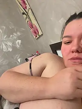 SunnyLeila2101 online show from September 25, 7:28 pm