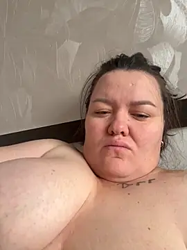 SunnyLeila2101 online show from October 5, 7:07 am