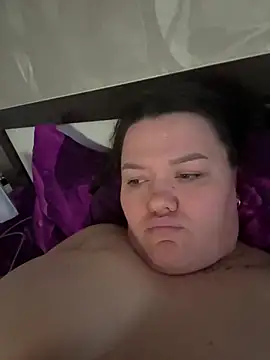 SunnyLeila2101 online show from April 8, 4:18 pm