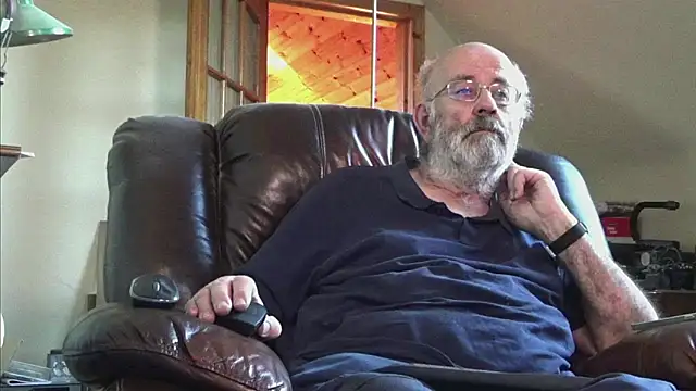 Snapshot of janzer13 chatting on November 20, 3:12 pm janzer13 online show from November 20, 3:12 pm