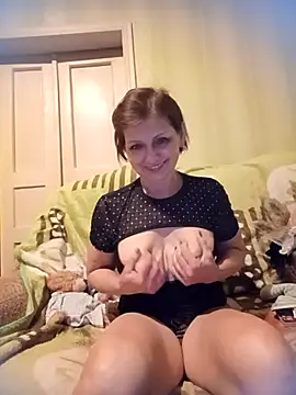 Snapshot of MariannaSky471 chatting on December 19, 3:30 pm MariannaSky471 online show from December 19, 3:30 pm