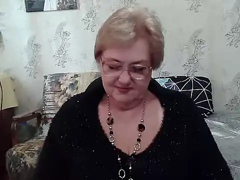 Renata62011 online show from March 4, 1:39 pm