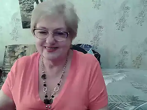 Renata62011 online show from June 2, 11:45 am