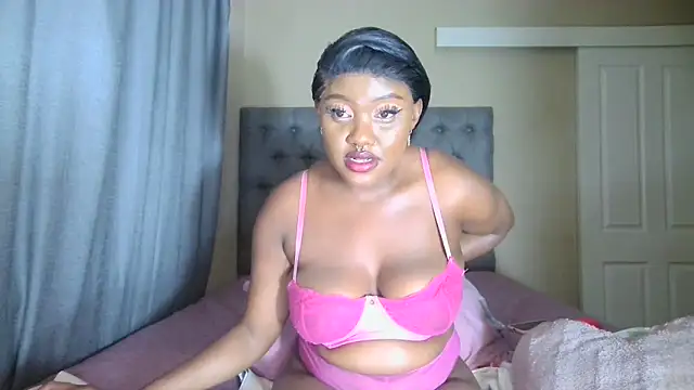 Snapshot of nanababe1 chatting on February 12, 8:06 am nanababe1 online show from February 12, 8:06 am