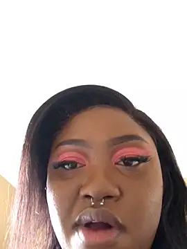 Snapshot of nanababe1 chatting on October 18, 8:37 am nanababe1 online show from October 18, 8:37 am