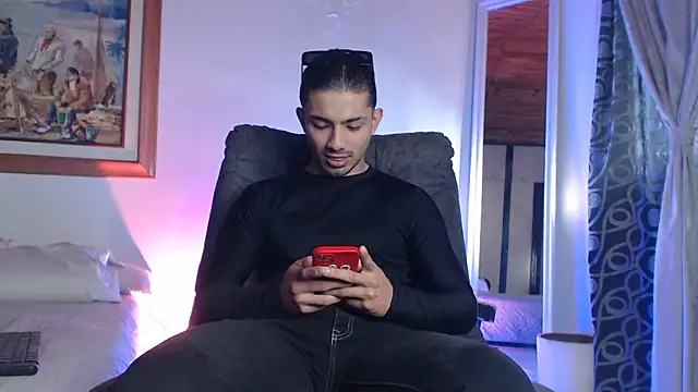 ArturoCardona  online show from March 13, 12:45 pm