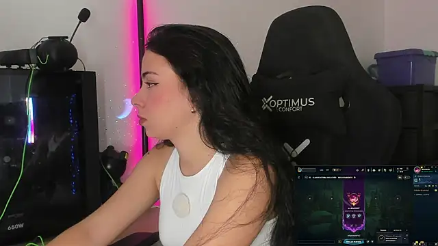 Aishelyng online show from March 3, 10:04 pm