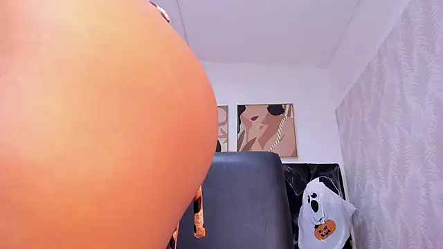 Snapshot of kaylaadams7 chatting on October 29, 11:45 am kaylaadams7 online show from October 29, 11:45 am