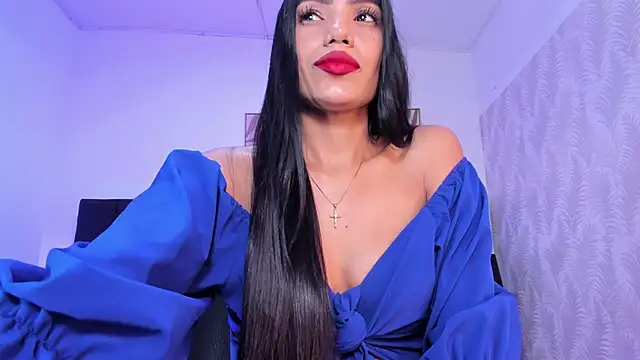 Snapshot of kaylaadams7 chatting on November 23, 11:43 am kaylaadams7 online show from November 23, 11:43 am