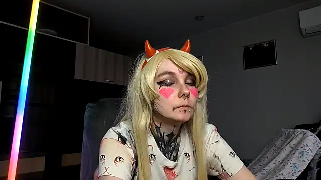 HighelikeGirl online show from October 11, 1:09 pm