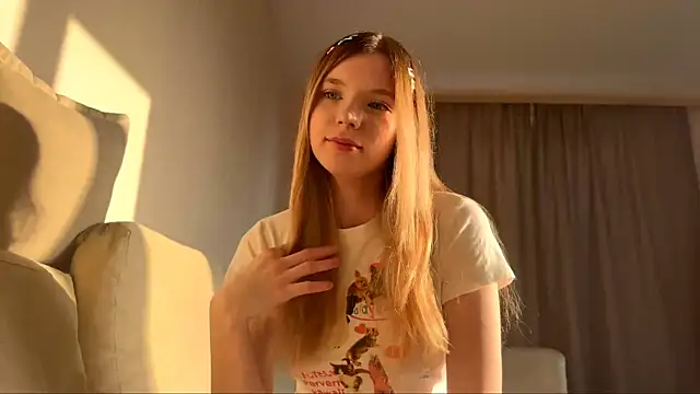 Snapshot of FruityXo chatting on November 7, 12:49 pm FruityXo online show from November 7, 12:49 pm