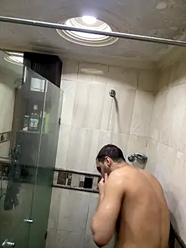   Damian    online show from October 5, 9:24 pm