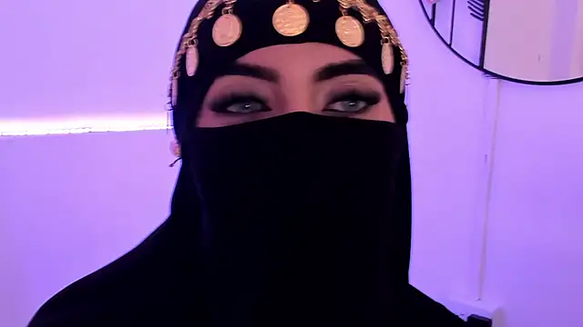 Snapshot of Jasmin_hamdan chatting on January 10, 9:05 pm Jasmin hamdan online show from January 10, 9:05 pm