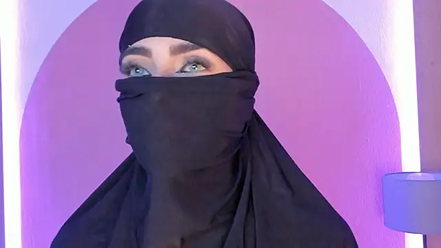 Snapshot of Jasmin_hamdan chatting on February 17, 7:09 pm Jasmin hamdan online show from February 17, 7:09 pm