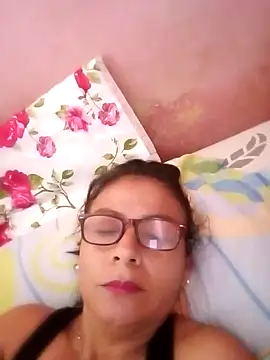 Snapshot of chocoluze chatting on July 13, 3:15 pm chocoluze online show from July 13, 3:15 pm