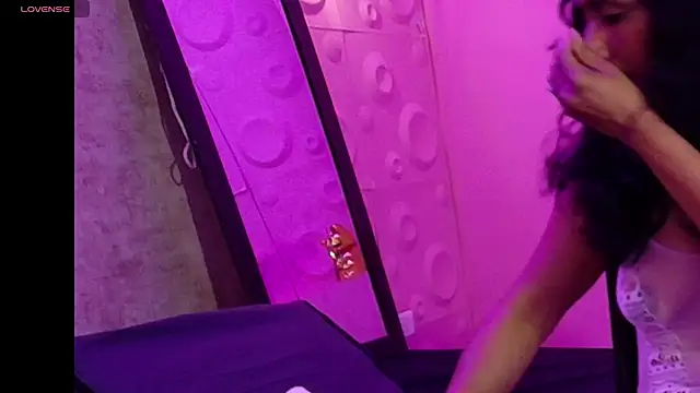 Snapshot of Vanessa_7_ chatting on October 19, 9:59 pm Vanessa 7 online show from October 19, 9:59 pm