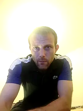 Snapshot of SexSavrem06 chatting on September 27, 9:42 pm SexSavrem06 online show from September 27, 9:42 pm