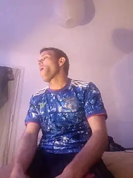 Snapshot of SexSavrem06 chatting on October 11, 9:41 am SexSavrem06 online show from October 11, 9:41 am