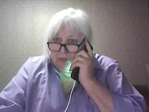 Alexia64231 online show from March 9, 3:49 pm