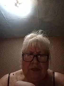 Alexia64231 online show from July 9, 1:53 am
