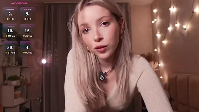 peachii meow online show from July 4, 2:45 pm