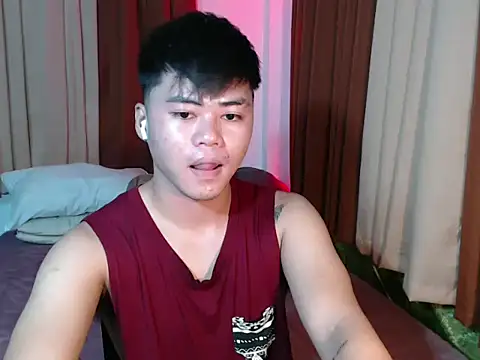 hot emman online show from February 18, 6:42 am