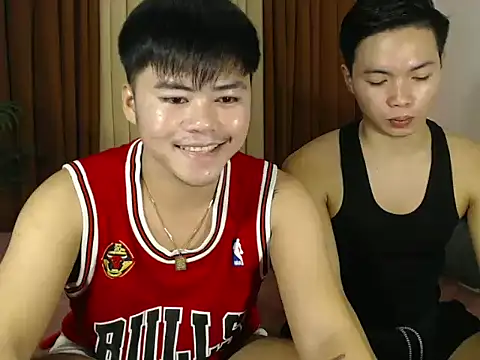 hot emman online show from March 2, 12:46 am