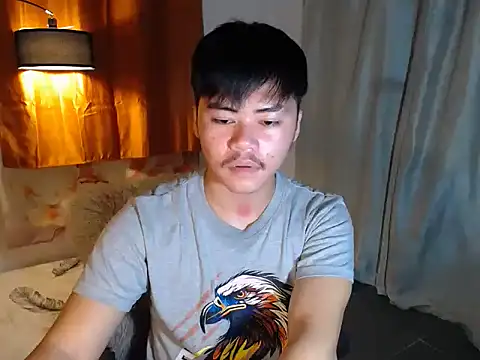 hot emman online show from April 10, 2:50 am