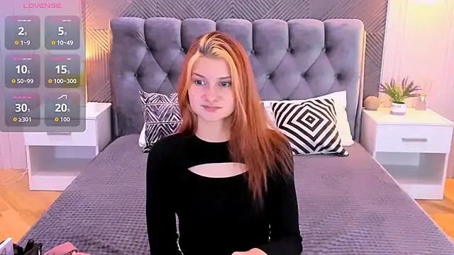 Snapshot of NightOpal chatting on November 13, 4:28 pm NightOpal online show from November 13, 4:28 pm