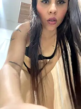 LuluMonroe Eup online show from October 2, 3:13 am