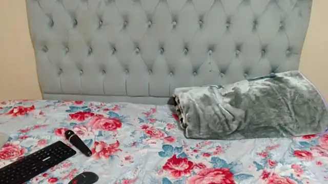 Snapshot of Babysex32 chatting on February 6, 12:30 pm Babysex32 online show from February 6, 12:30 pm