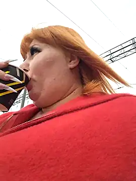 Snapshot of Miss_tits2025 chatting on November 23, 9:09 am Miss tits2025 online show from November 23, 9:09 am