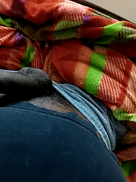 Snapshot of YoniTantraIndia chatting on February 20, 6:52 pm YoniTantraIndia online show from February 20, 6:52 pm