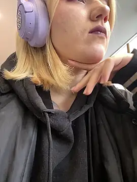 Cherry   Blossom online show from October 27, 11:03 am