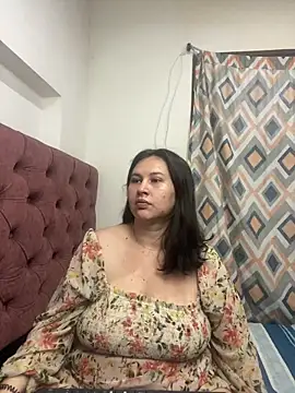Snapshot of victoriadaniela chatting on January 9, 4:48 am victoriadaniela online show from January 9, 4:48 am