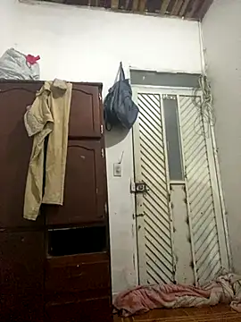 Snapshot of pareja-dispuesta chatting on October 8, 1:09 pm pareja-dispuesta online show from October 8, 1:09 pm