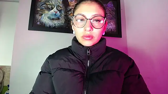 Snapshot of AriaBliss- chatting on October 16, 3:40 am AriaBliss- online show from October 16, 3:40 am