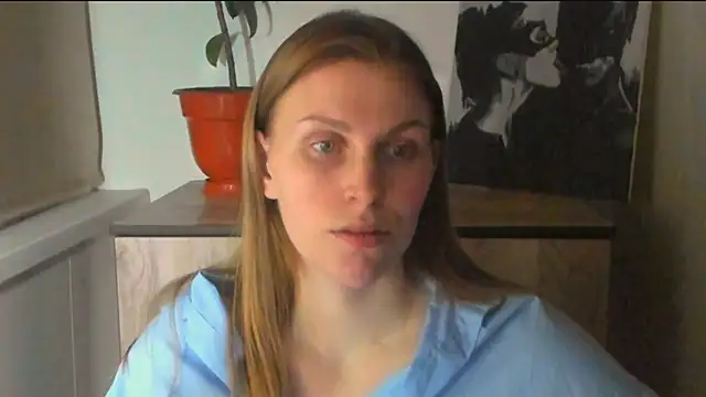 JuliaMuuun online show from March 29, 9:26 pm