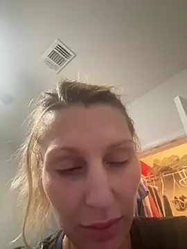 BaddieBossXX2 online show from June 23, 5:27 am