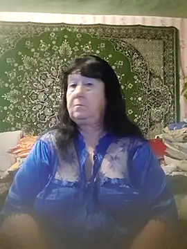 Snapshot of CrystalLime6411 chatting on September 11, 6:13 am CrystalLime6411 online show from September 11, 6:13 am